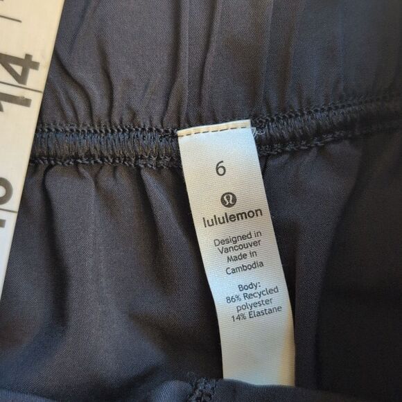Lululemon Noir Pant Black Relaxed Fit Tie Waist With Pockets Size 6 - Picture 4 of 13